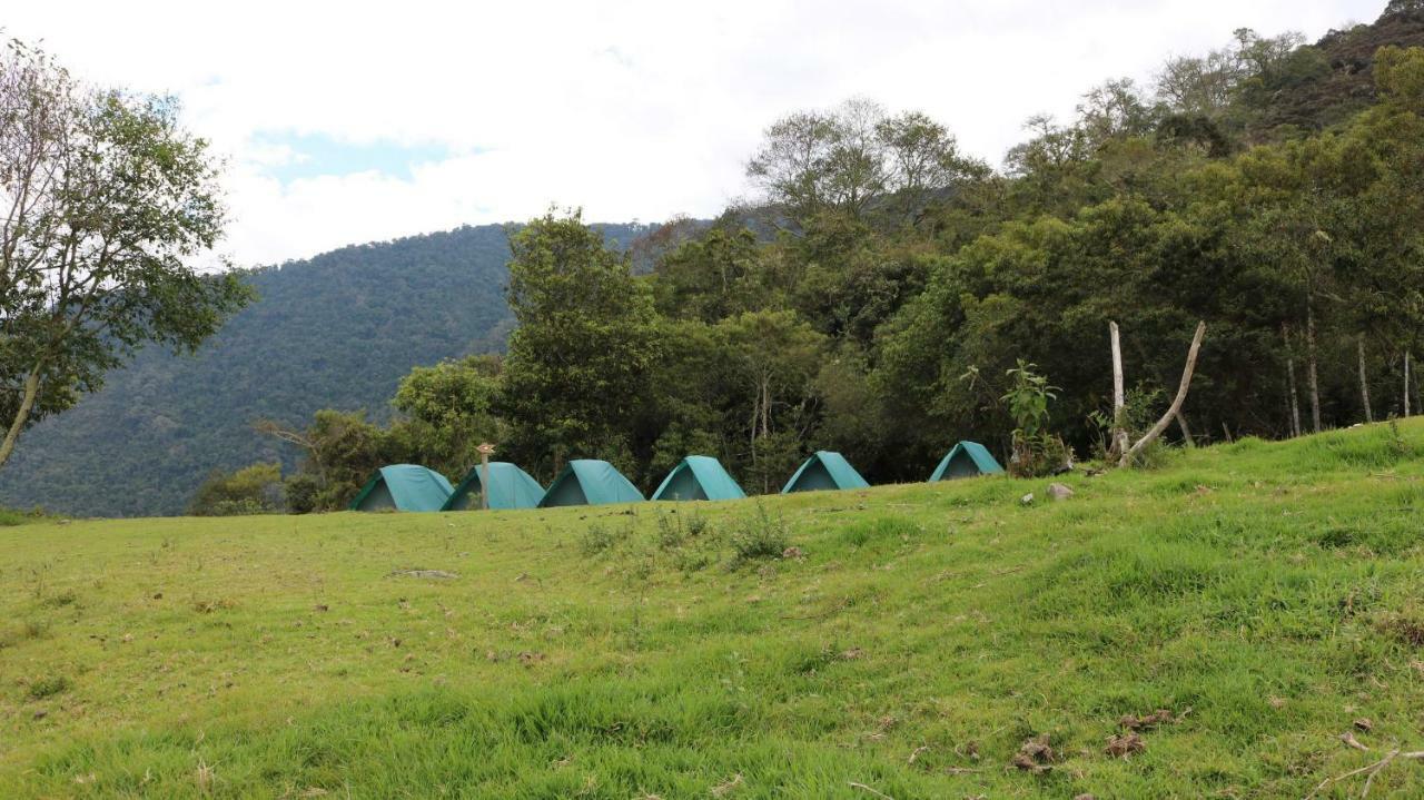 Llactapata Lodge overlooking Machu Picchu - camping - restaurant Salcantay Bagian luar foto